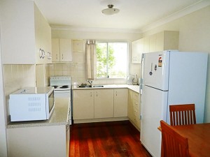 Kitchen | Ipswich Accommodation - Rosehill Apartments